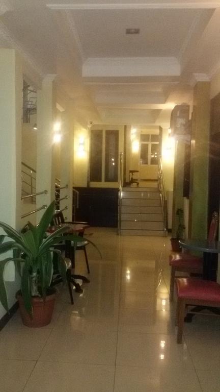 Guest House Salon Fora Gegerkalong Setiabudhi Бандунг Экстерьер фото